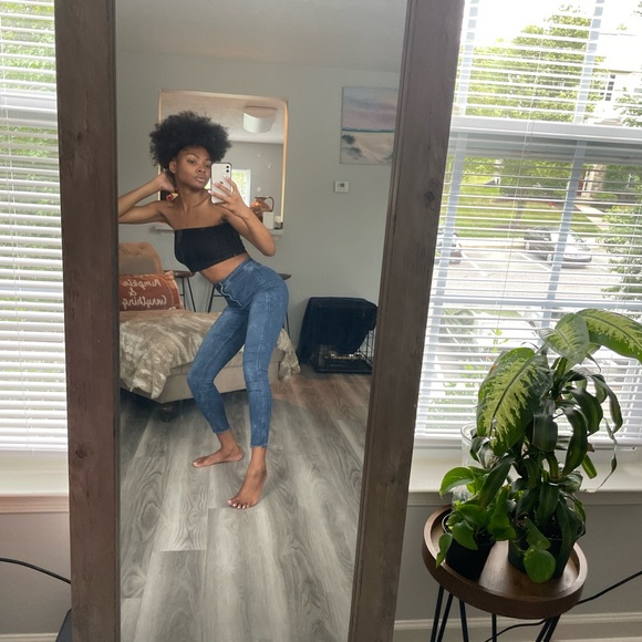 Black Halter Crop Top - Picture 6 of 11